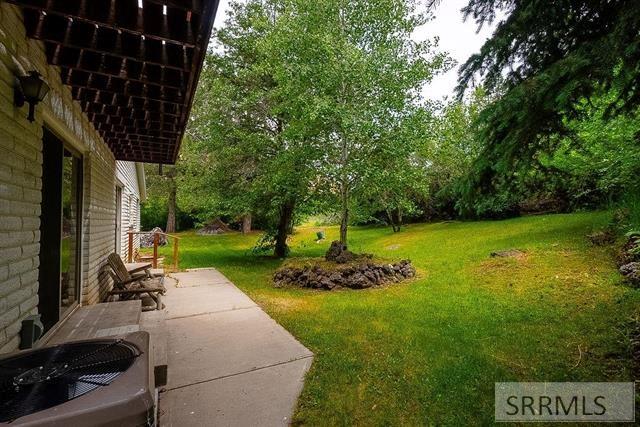 475 Rapid Creek Road Property Photo 25