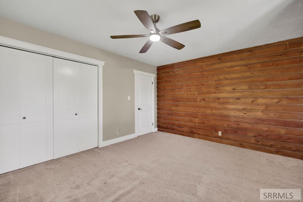 948 E 900 N Property Photo 14