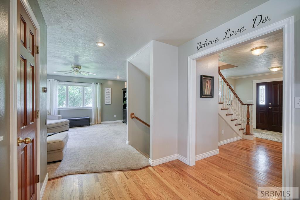 3973 E 460 N Property Photo 23