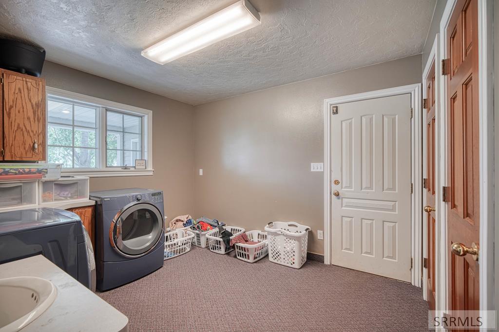 3973 E 460 N Property Photo 28