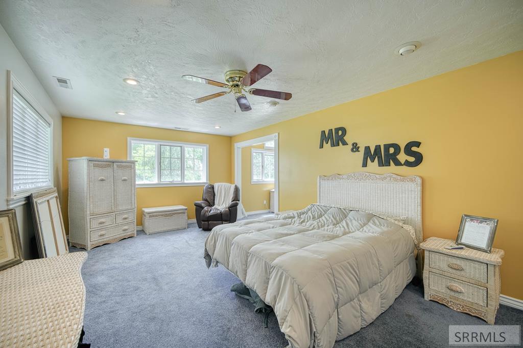 3973 E 460 N Property Photo 33