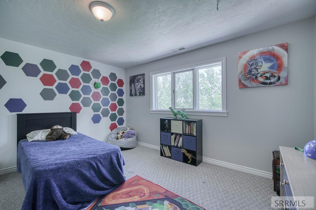 3973 E 460 N Property Photo 39