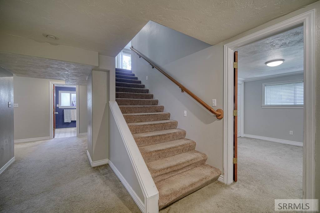 3973 E 460 N Property Photo 40