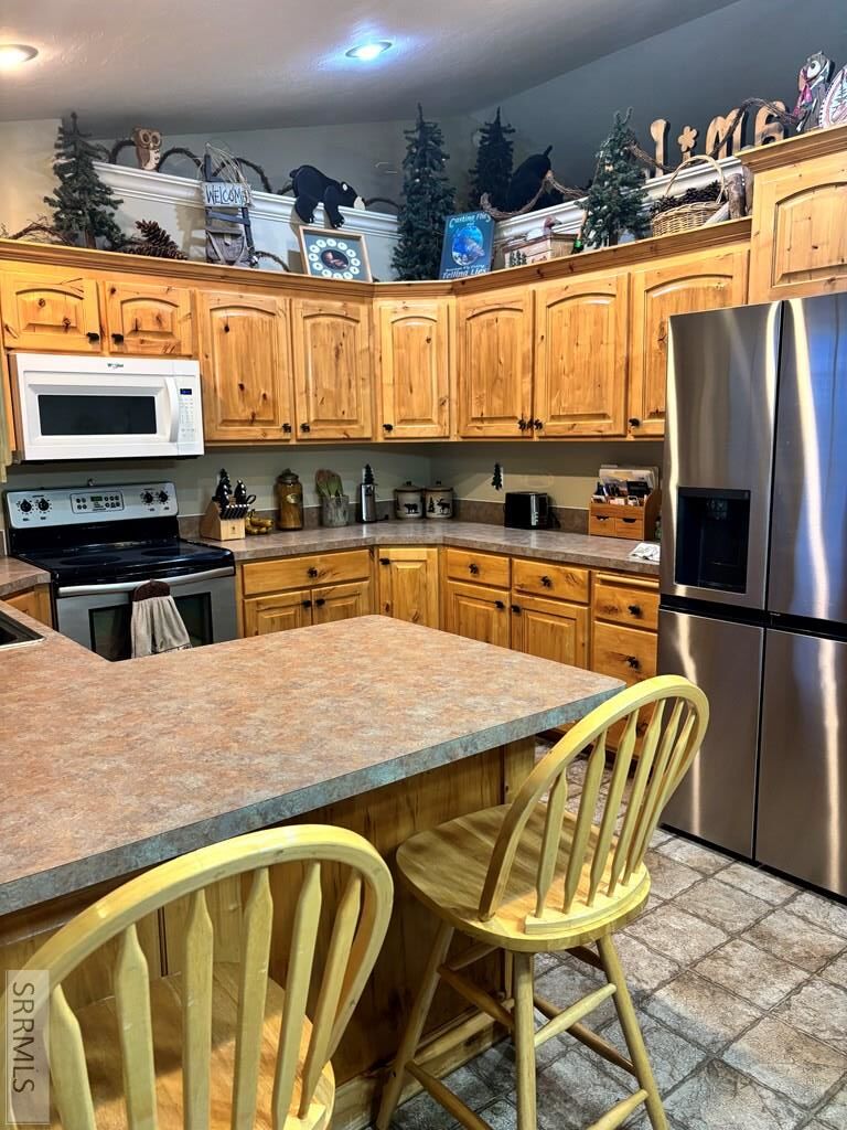 2890 N Azure Drive Property Photo 3