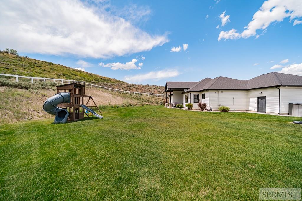 6330 E Middle Fork Road Property Photo 52