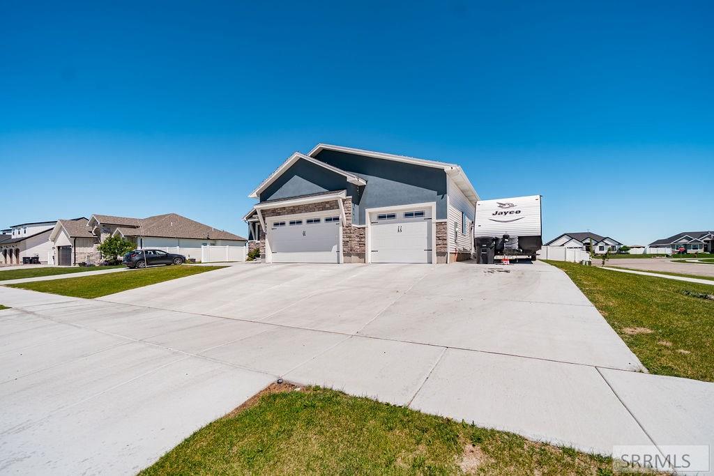 4839 Luxor Drive Property Photo 48