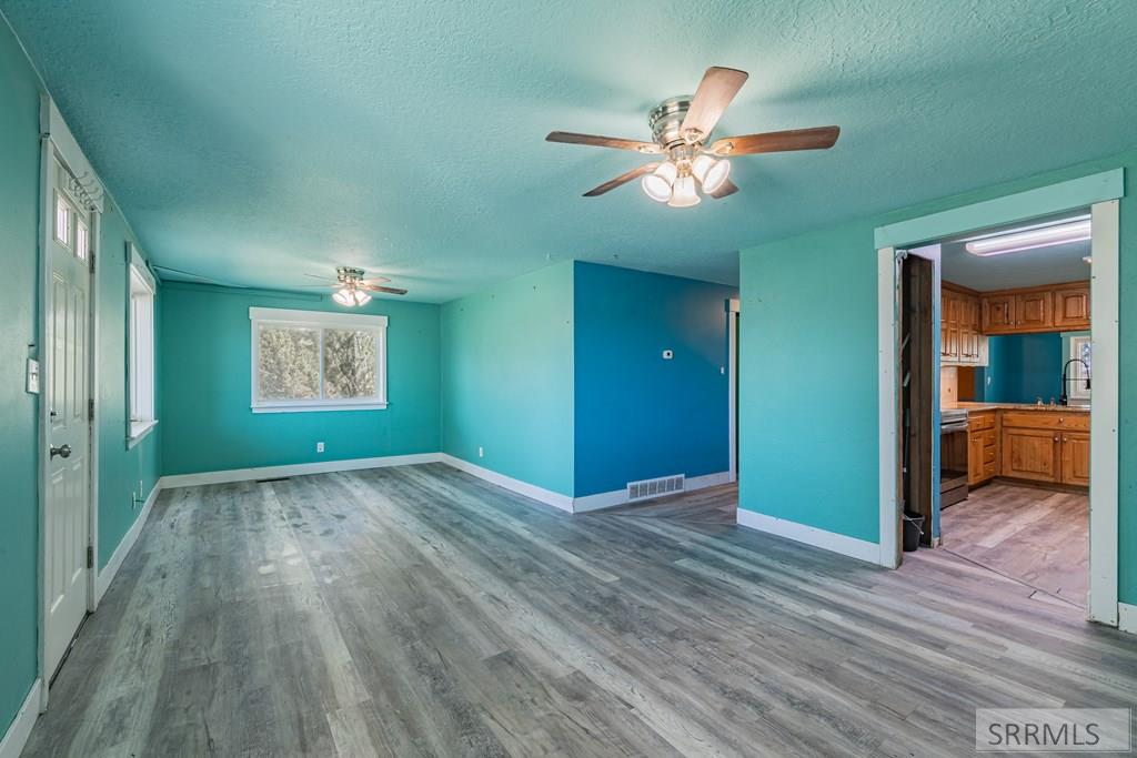 840 N 665 E Property Photo 5