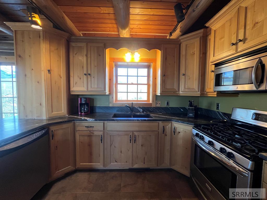 45 Whisper Ridge Road Property Photo 16