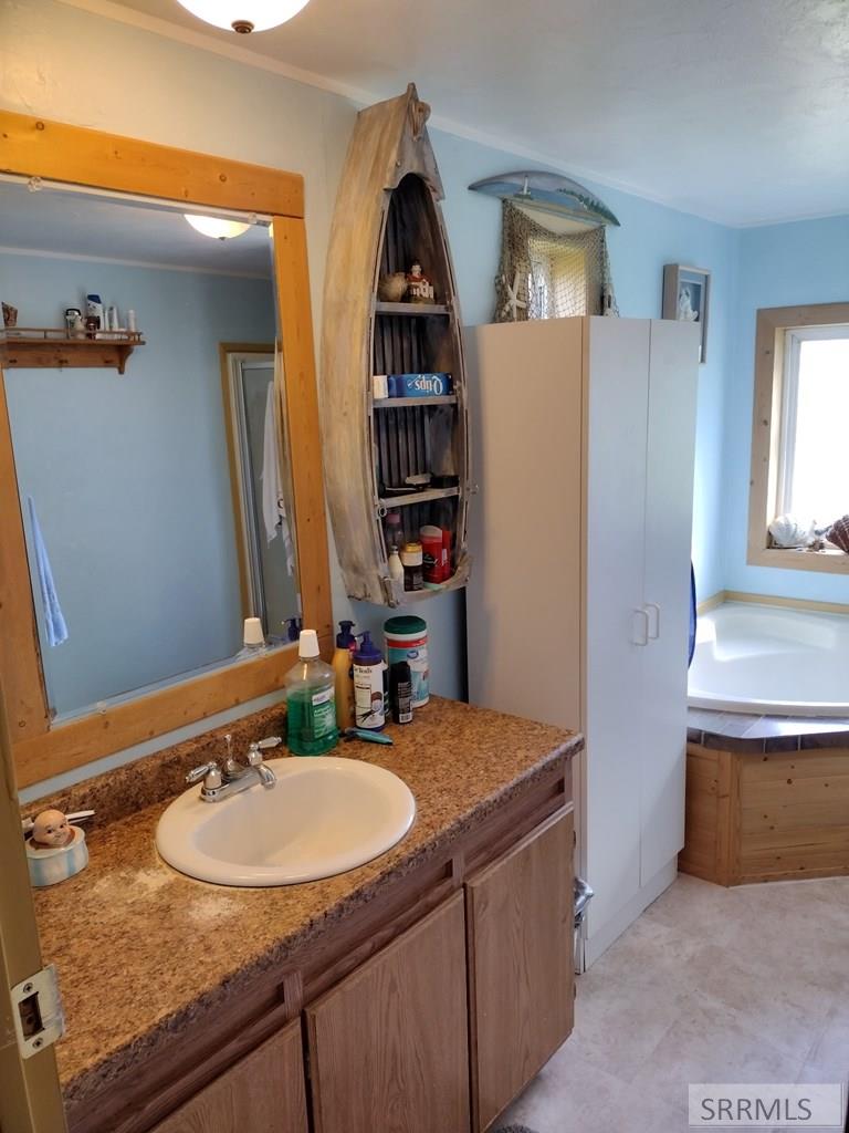 3195 N 3350 W Property Photo 23