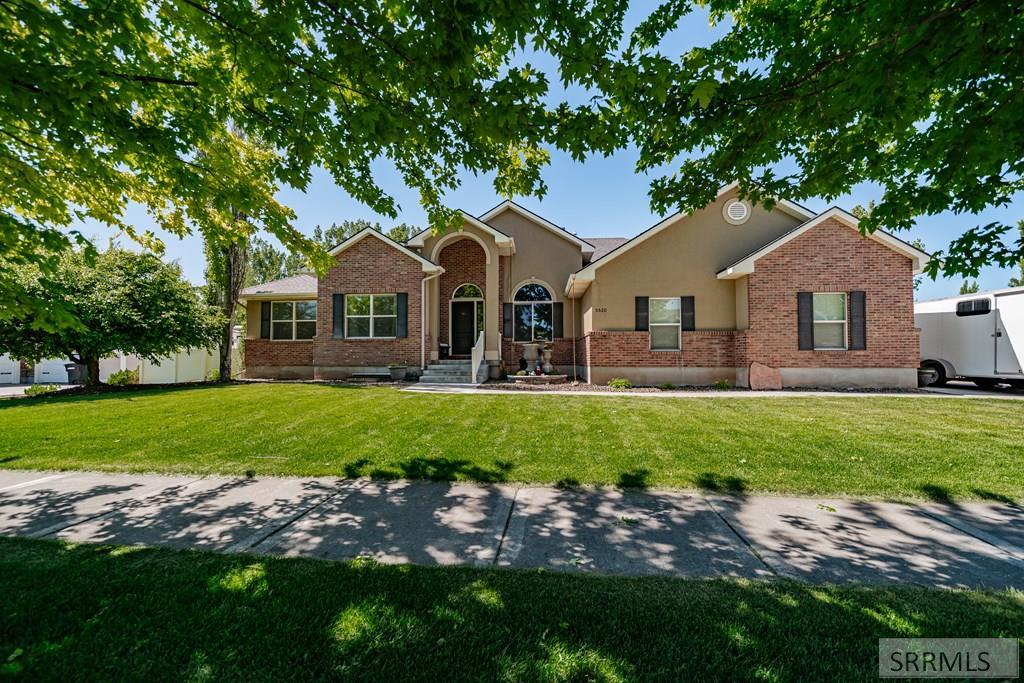 5520 Veil Drive Property Photo 1