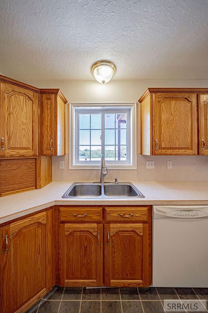 3071 E 670 N Property Photo 12