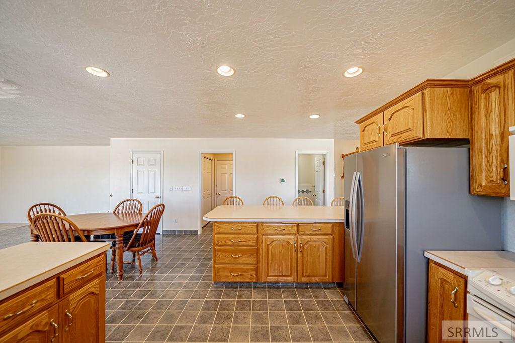 3071 E 670 N Property Photo 14