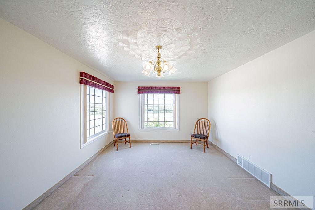 3071 E 670 N Property Photo 19