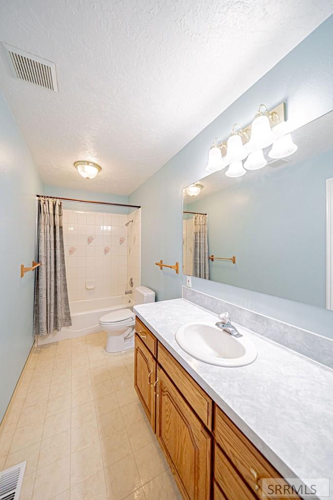 3071 E 670 N Property Photo 50