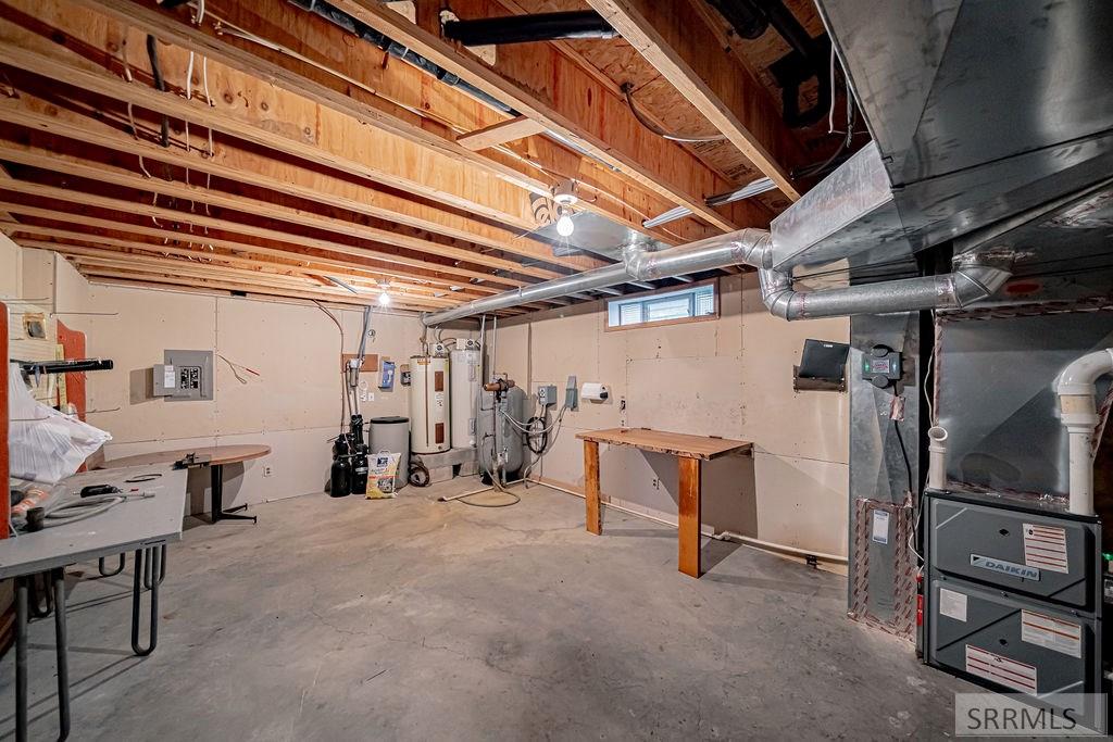3071 E 670 N Property Photo 56
