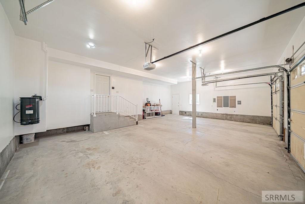 3071 E 670 N Property Photo 57