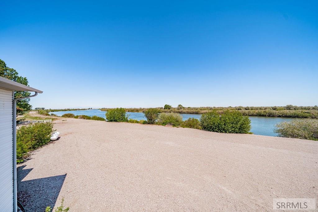 3071 E 670 N Property Photo 64
