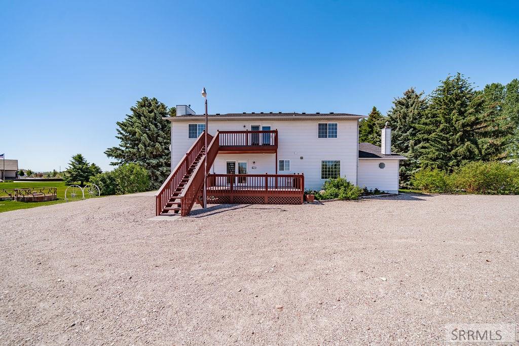 3071 E 670 N Property Photo 65
