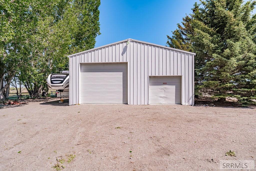 3071 E 670 N Property Photo 71