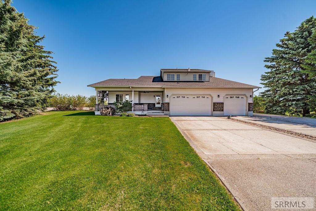 3071 E 670 N Property Photo 86