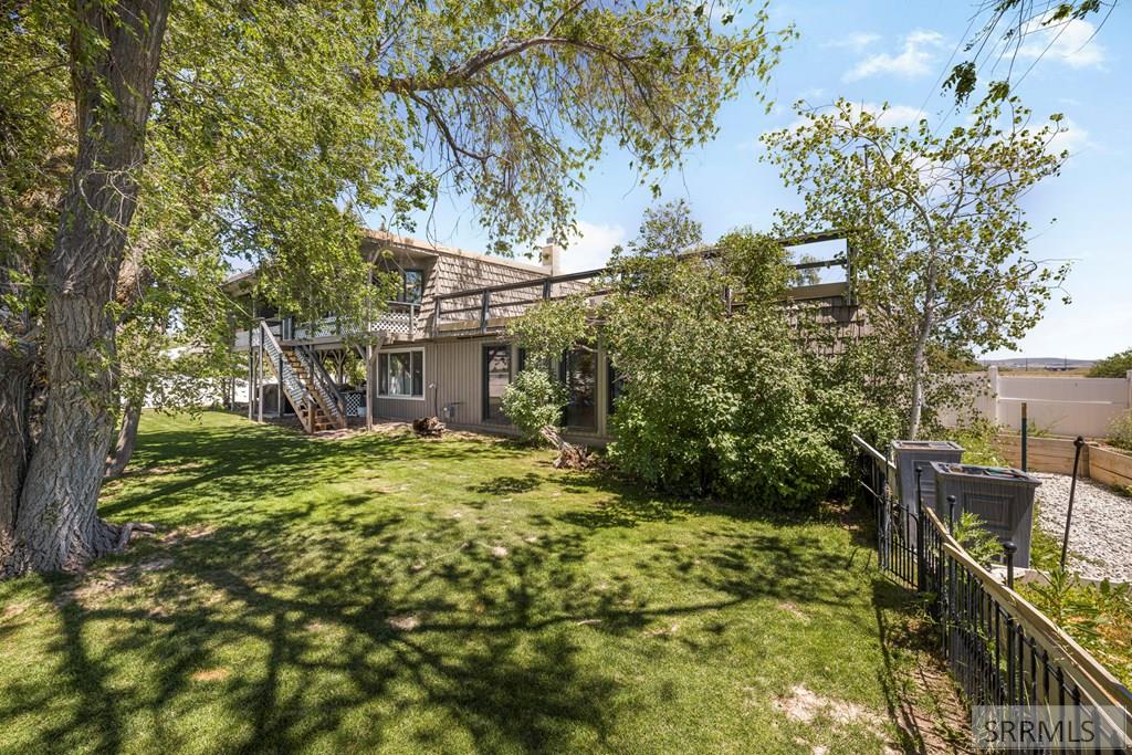 8955 N 15th E Property Photo 44