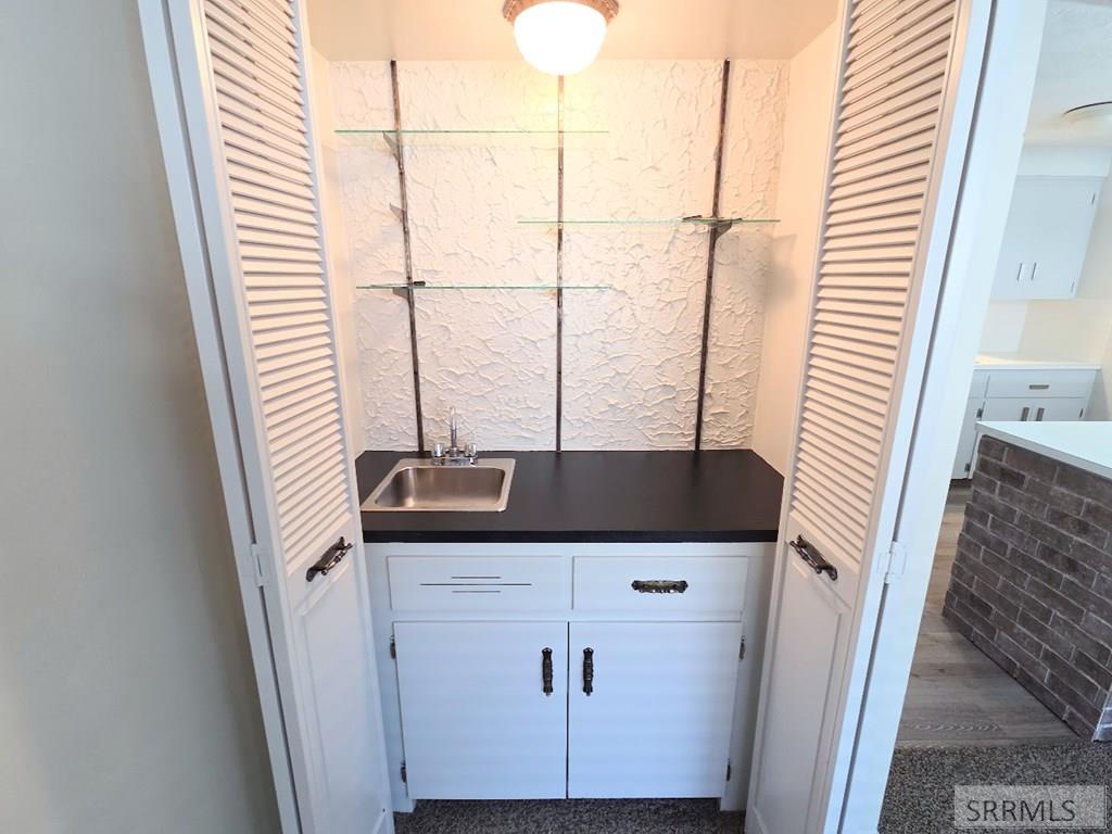 1780 Balboa Drive # D Property Photo 8