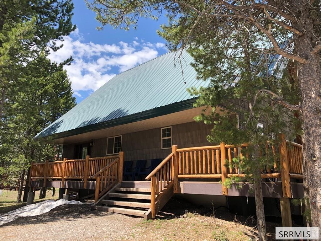 4238 Grandview Drive Property Photo 3
