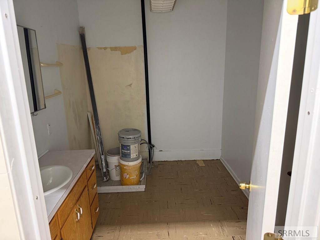 413 B Street Property Photo 12