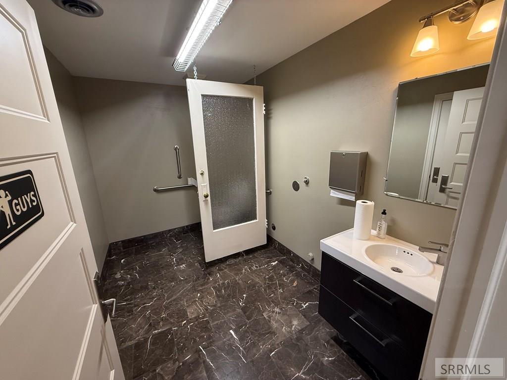 413 B Street Property Photo 26