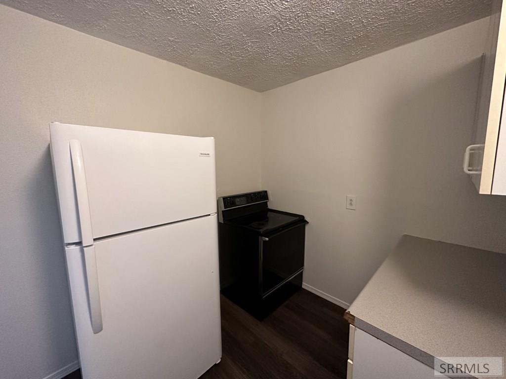 437 W Crowley Street Property Photo 16