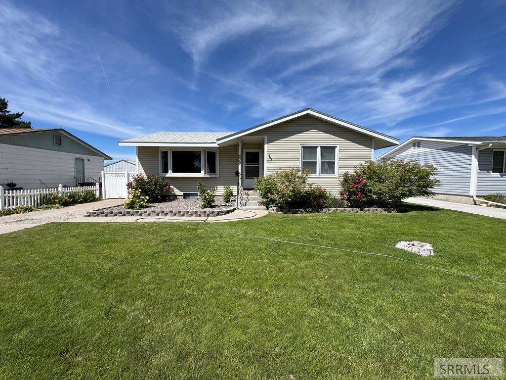 275 Washington Property Photo 1