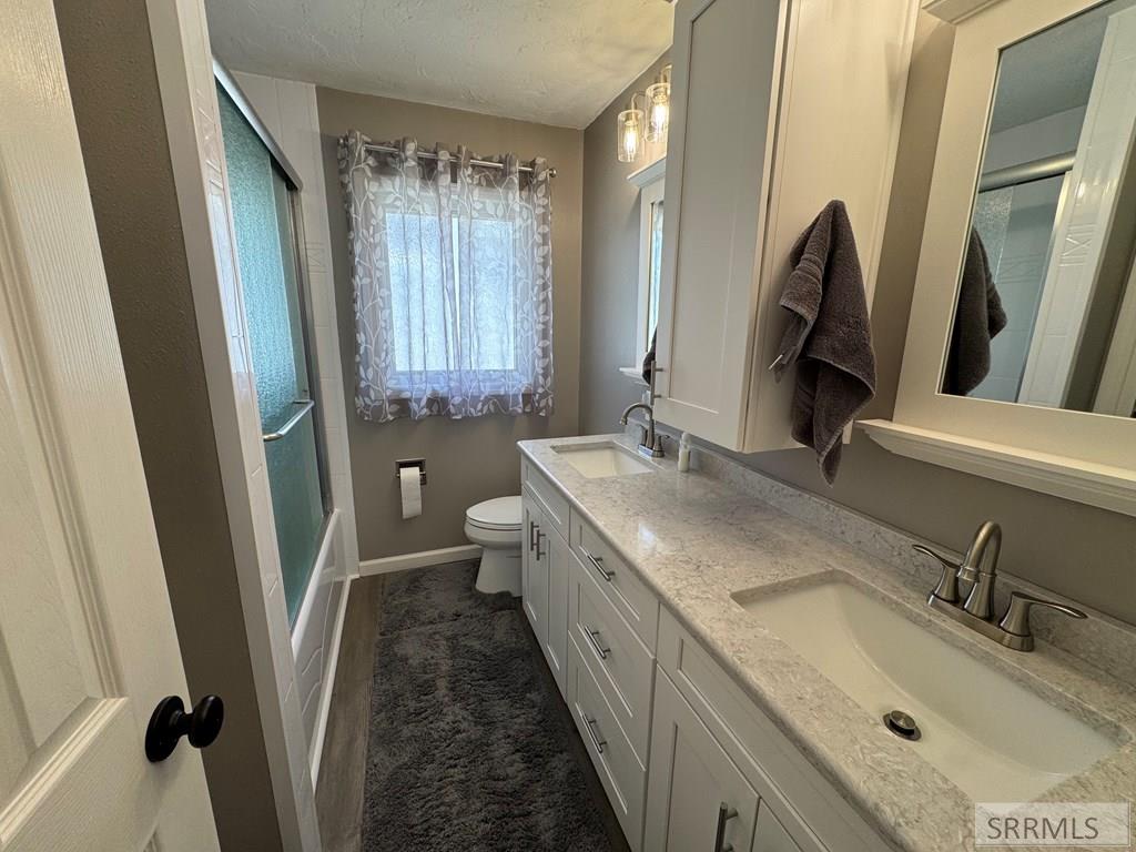 275 Washington Property Photo 8