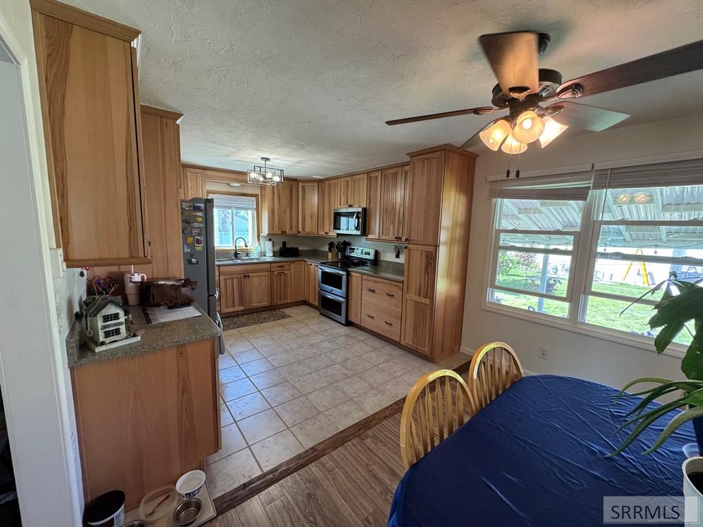 275 Washington Property Photo 18