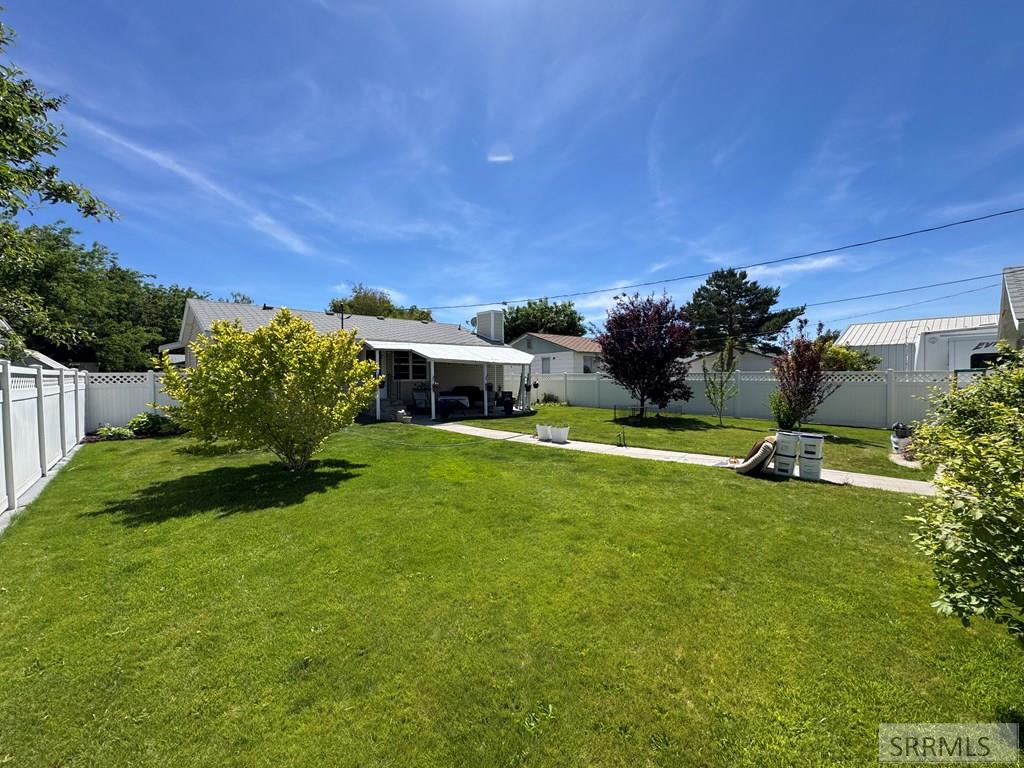 275 Washington Property Photo 33