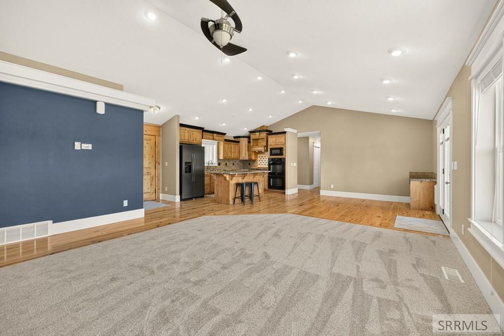 30 North 700 W Property Photo 11