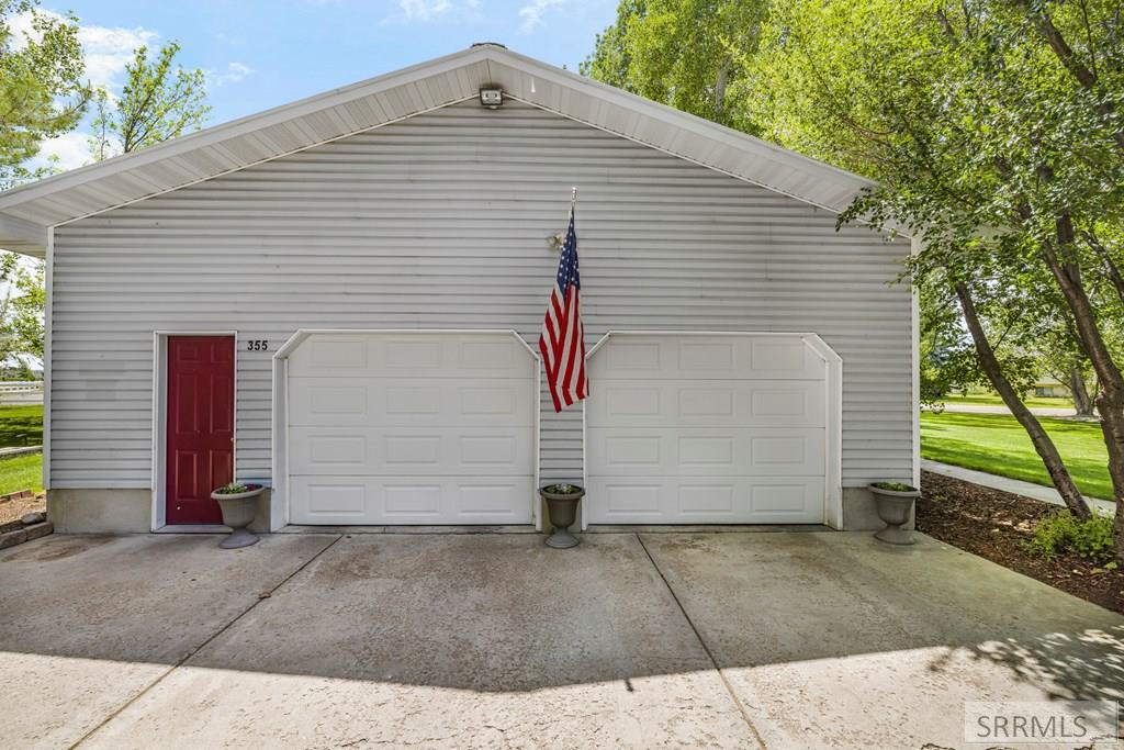 355 W 4650 N Property Photo 5