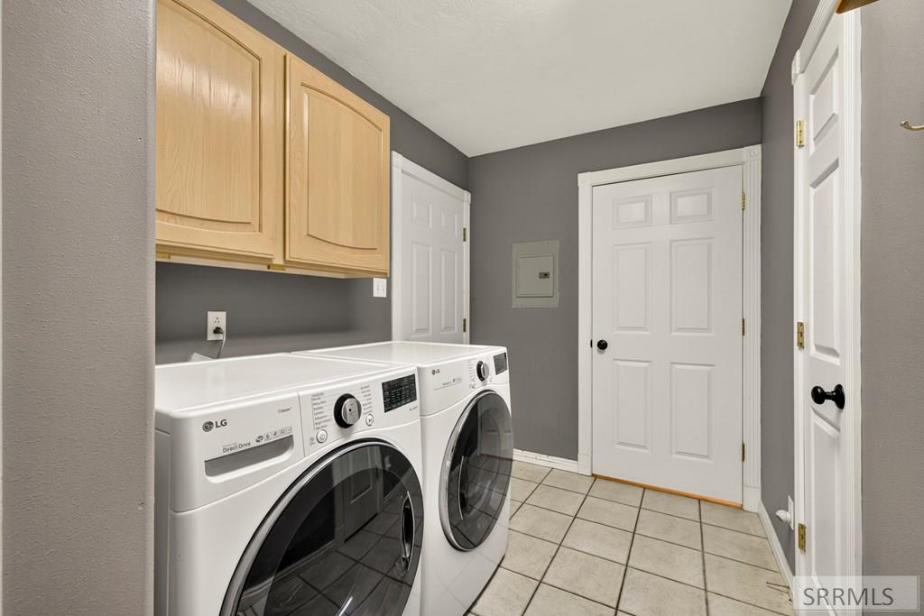 355 W 4650 N Property Photo 18