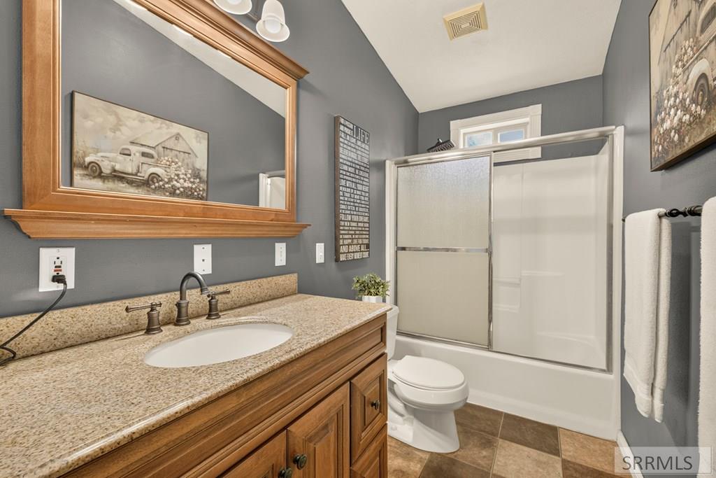 355 W 4650 N Property Photo 32