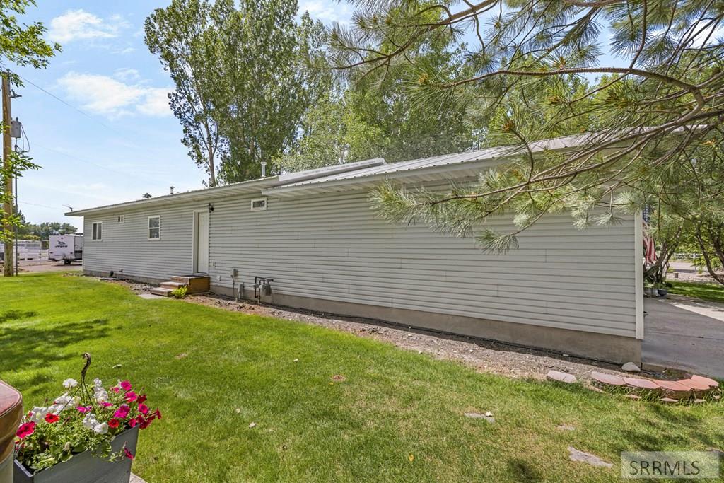 355 W 4650 N Property Photo 39