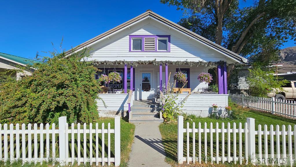 120 Lost River Avenue Property Photo 1