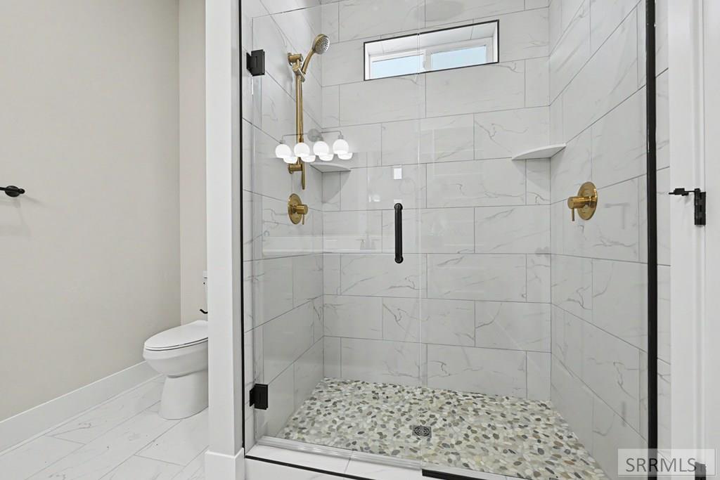 3928 Hidden Valley Drive Property Photo 5