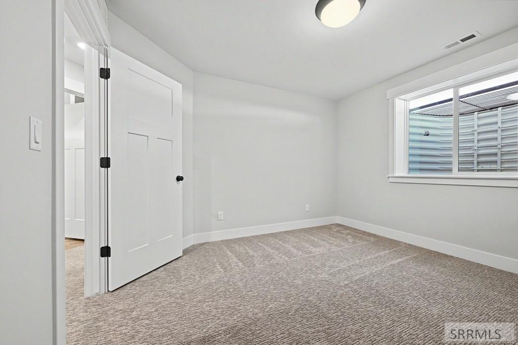 3928 Hidden Valley Drive Property Photo 16