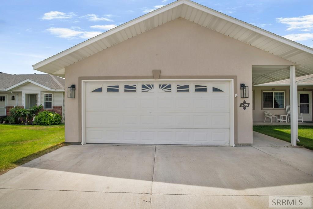 509 Gwen Loop Property Photo 2