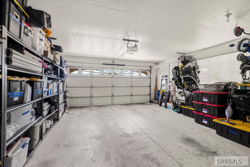 509 Gwen Loop Property Photo 32