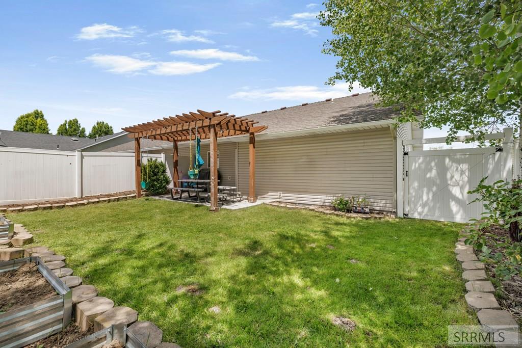 509 Gwen Loop Property Photo 38