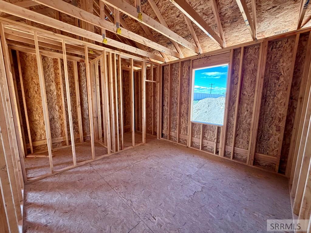 14966 Westfield Ave Property Photo 6