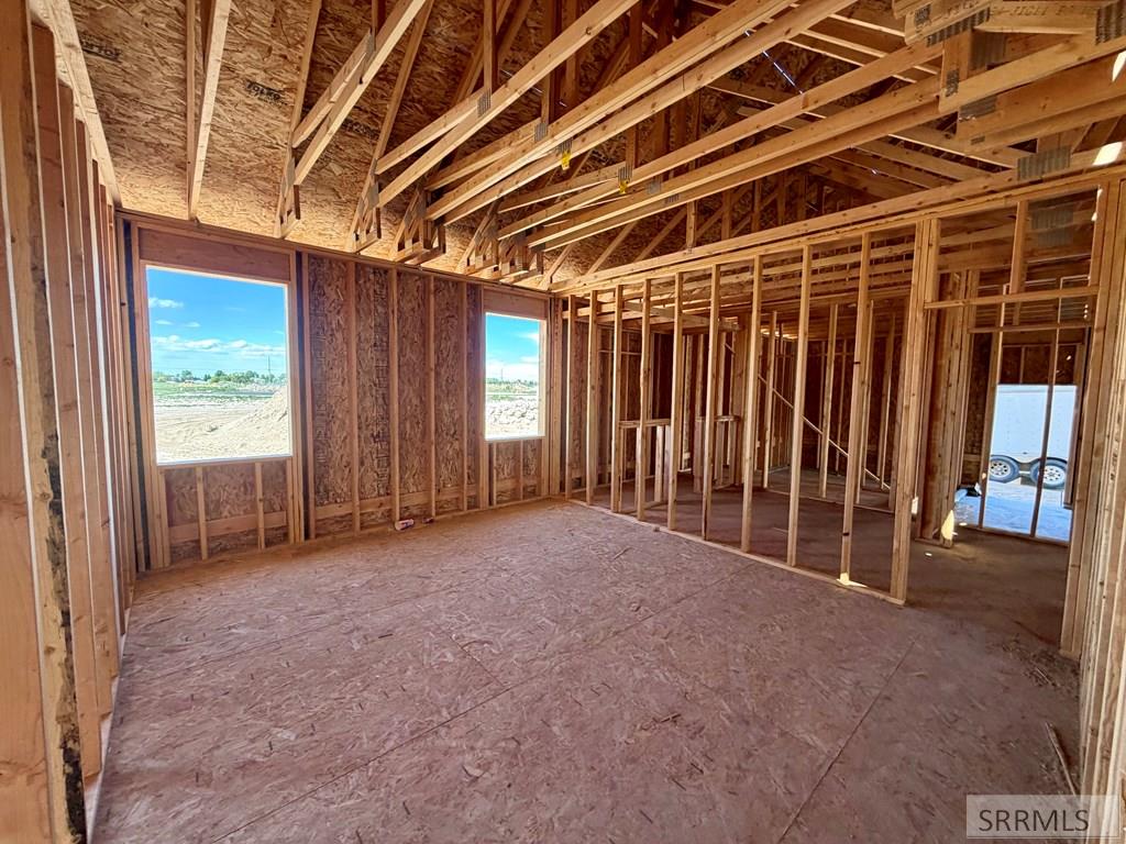 14966 Westfield Ave Property Photo 7