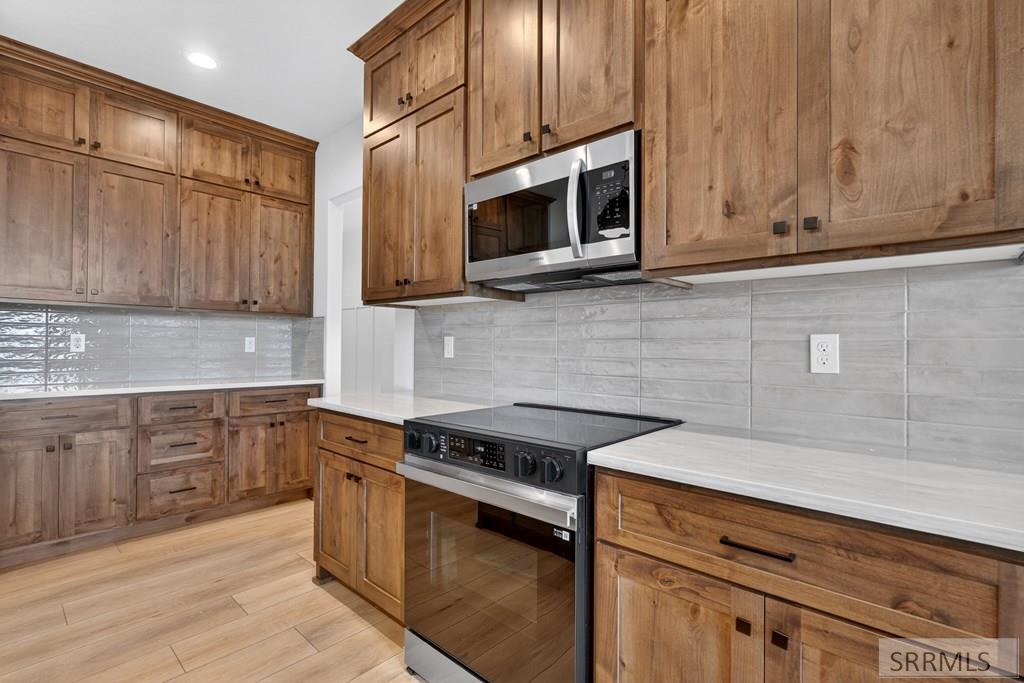 11735 Westfield Ave Property Photo 15