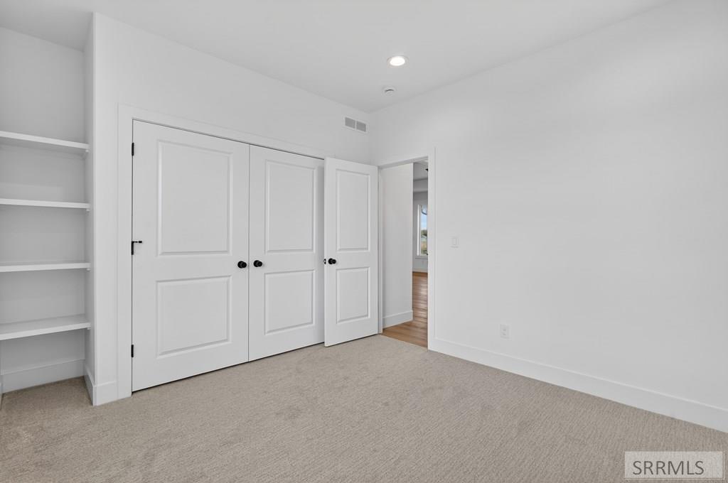 11735 Westfield Ave Property Photo 21