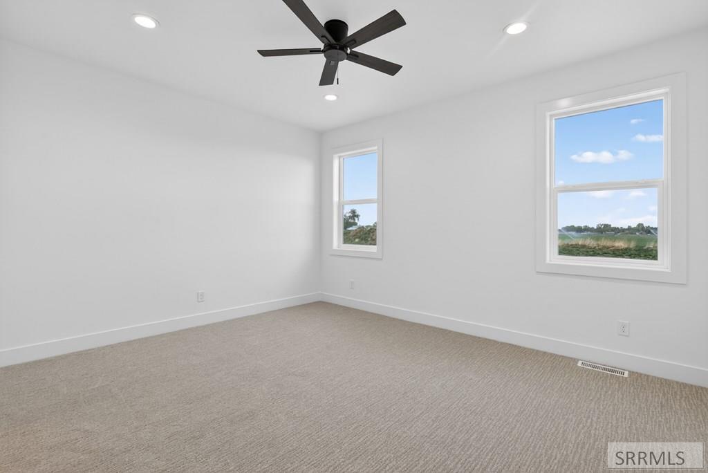 11735 Westfield Ave Property Photo 26